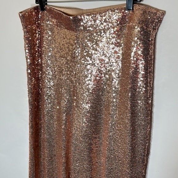 Torrid gold PULL-ON WIDE LEG SEQUIN HIGH-RISE PANT - Picture 7 of 10